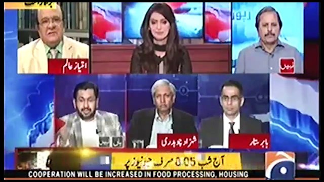 لاہور کی سڑکوں پر دن دیہاڑے ہونے والی واردات نے شہباز شریف کی اعلیٰ حکمرانی کے دعوؤں کی دھجیاں اڑا دیں