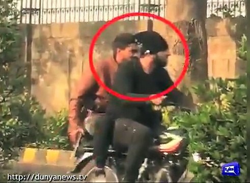 لاہور کی سڑکوں پر دن دیہاڑے ہونے والی واردات نے شہباز شریف کی اعلیٰ حکمرانی کے دعوؤں کی دھجیاں اڑا دیں