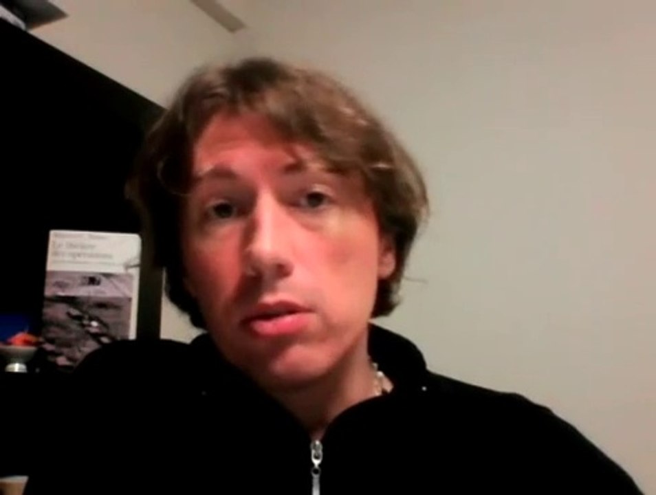 Carla Bruni-Sarkozy dénonce le vieux sang pourri des français et le prolétaire hexagonal globalement retardé