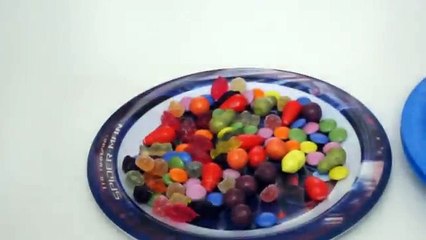 Joker POO on the Playground Spiderman, Frozen Elsa - Spidergirl dirt in the grass - Superhero fun