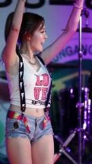 BAMBINO 밤비노 top hot sexy dance군산중앙고 밤비노 붉은노을 은솔 직캠