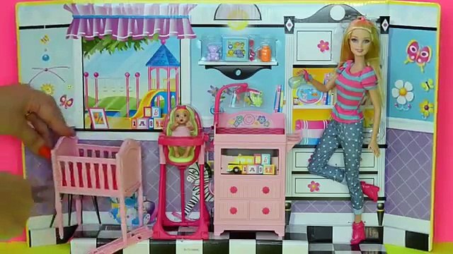 Barbie Babysitter Boneca Barbie Profissoes Barbie em Portugues Completo DisneyTopToys