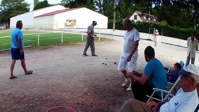 Les entrainements de la Sologne Pétanque Prunelloise sont : Le Lundi - Mercredi et Vendredi