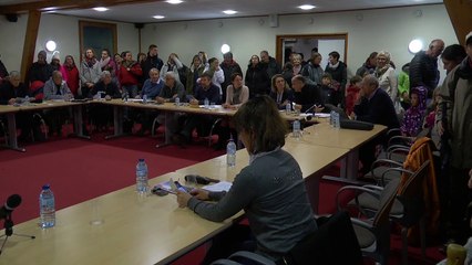 Ubaye : le Conseil Communautaire de la CCVU interrompu : les manifestants et Jacques Martin s'expriment à ce sujet
