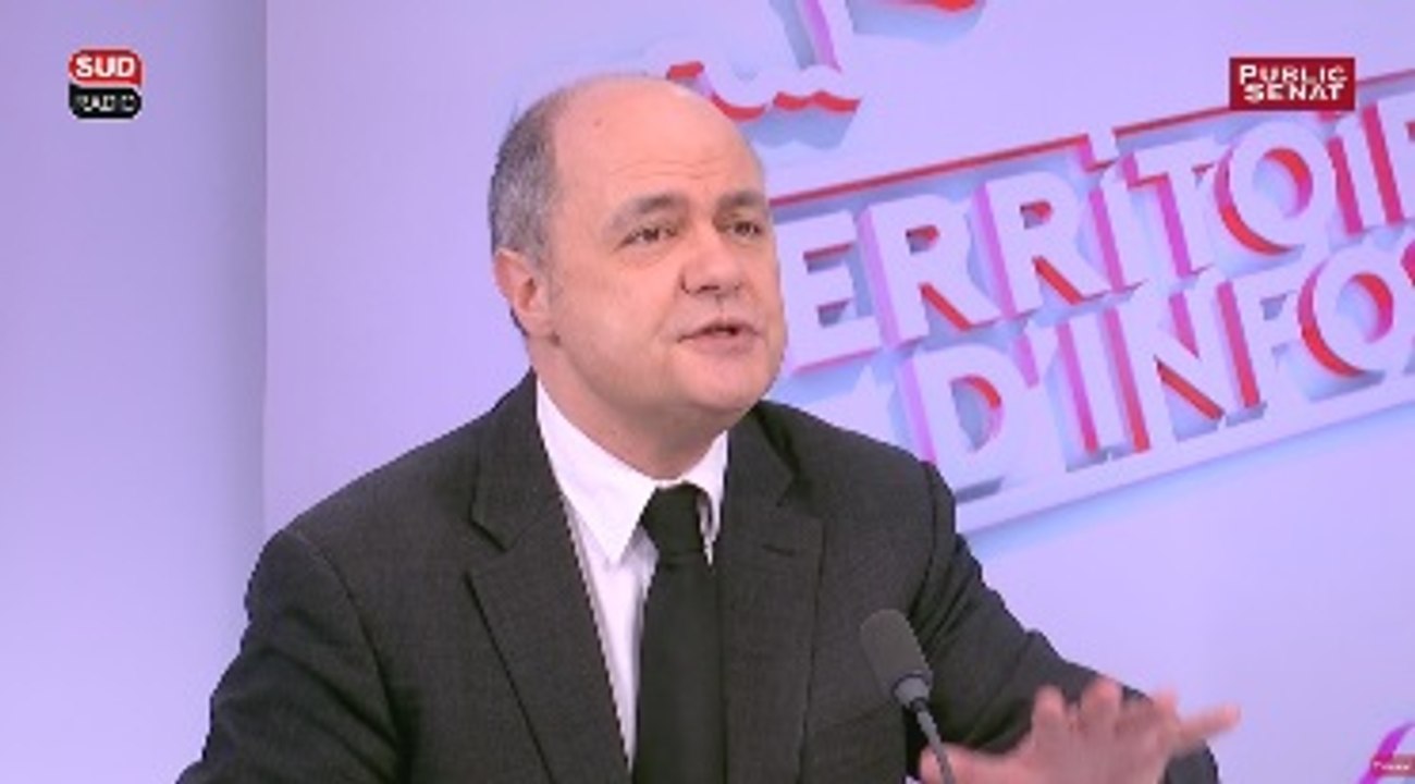 "Le programme de François Fillon est dangereux pour la France" : Bruno Le Roux