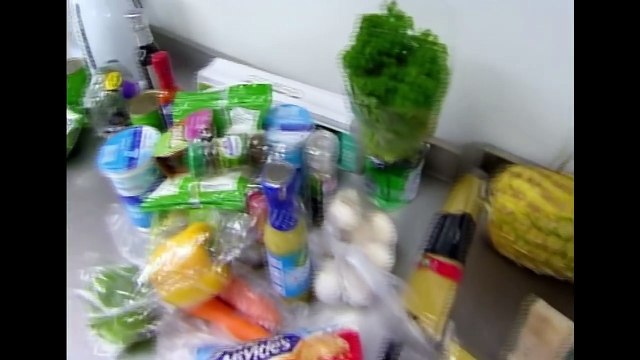 Freaky Eaters | Addicted To Fried Chicken & Junk Food