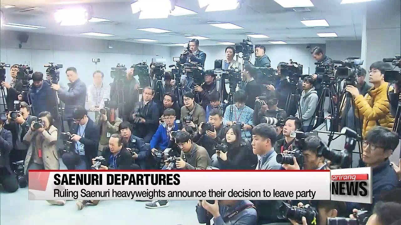 Two ruling party heavyweights leave Saenuri Party, as opposition bloc to submit motion to impeach Pres. Park upon securing necessary votes