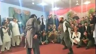 Pathan boys dancing - pashto mast dance ogoray