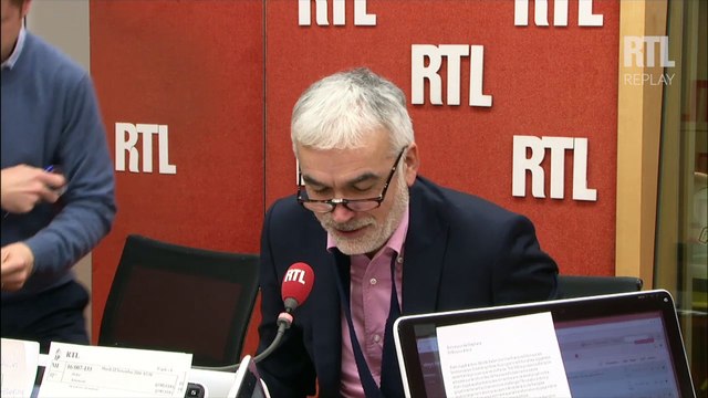 Moi j'adore Super Nanny ! , clame Pascal Praud