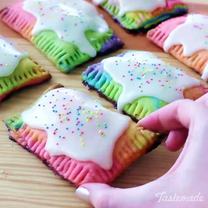 Rainbow Pop-Tarts