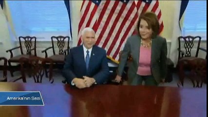 Mike Pence Kongre Liderleriyle Görüştü