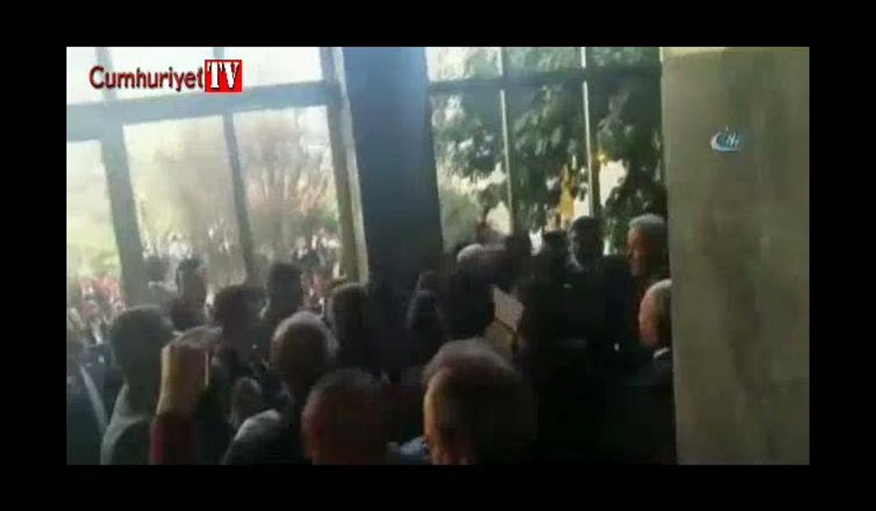 TBMM'de arbede! CHP'linin kolu kırıldı