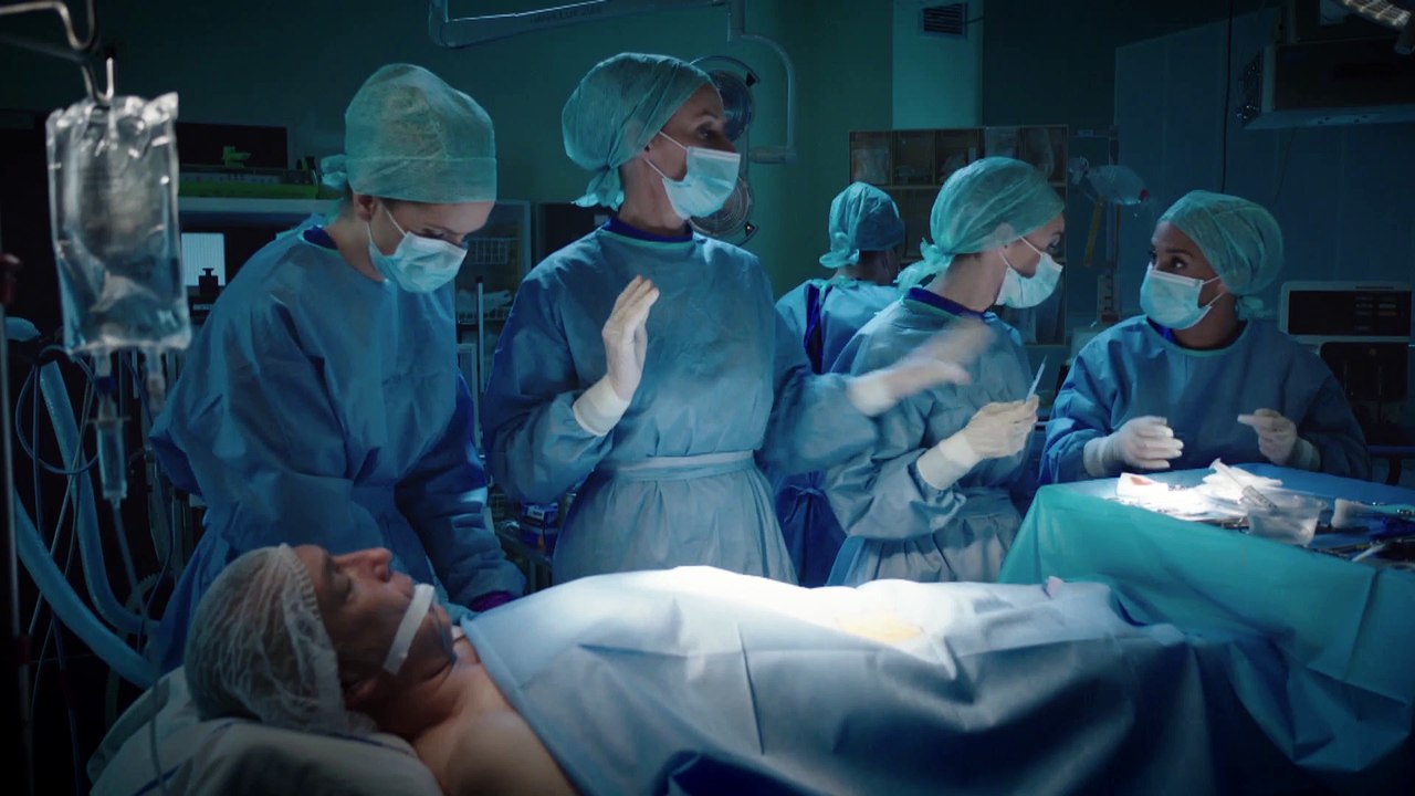 WorkinGirls à l'hôpital Pré-générique - Une CRÉATION ORIGINALE CANAL+