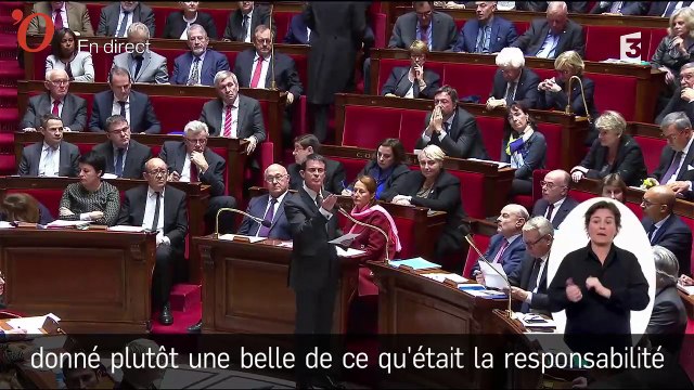 Destitution de Hollande : Valls le défend et agace les députés de droite