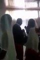 Quand la maîtresse débarque au mariage en robe de marié !