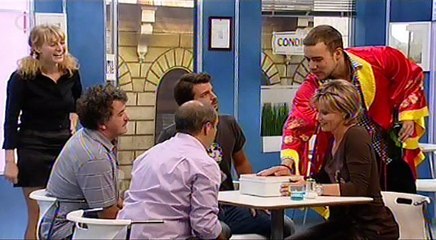 Mindenből Egy Van S03e08