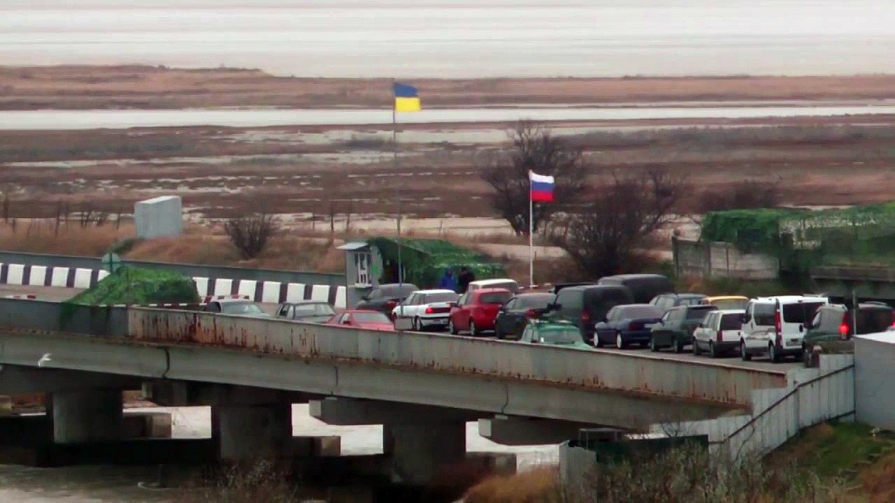 СБУ опубликовало видео задержания российских военных под Крымом