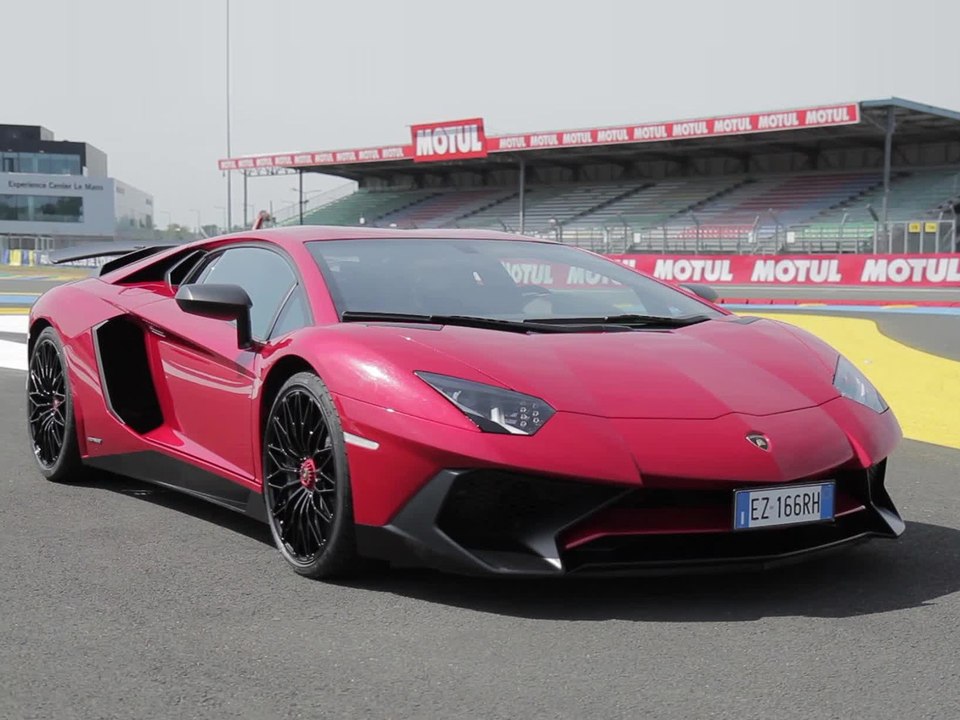 Supertest Lamborghini Aventador SV 2016