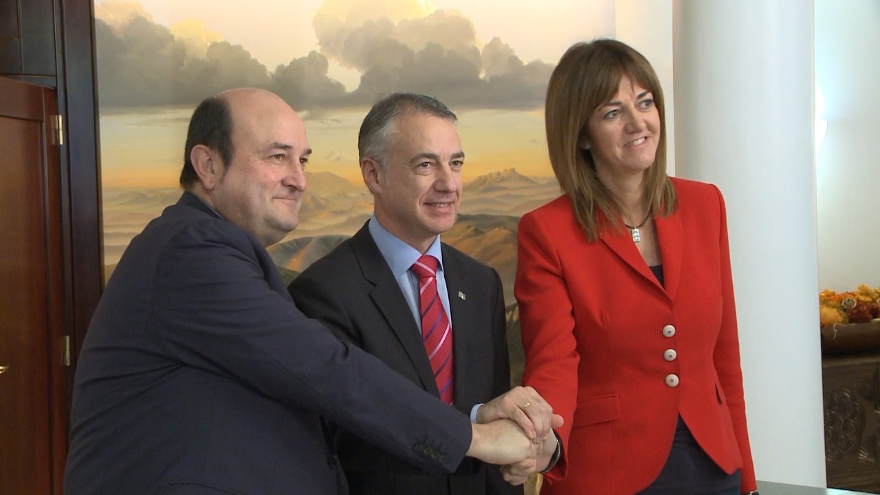 PNV y PSE firman su acuerdo