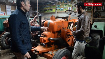 Ploumagoar (22). Tractophiles de père en fils !