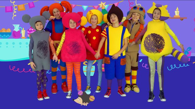 КУКУТИКИ - НОВЫЙ ГОД 2017 - Веселая развивающая песня мультфильм для детей малышей про животных