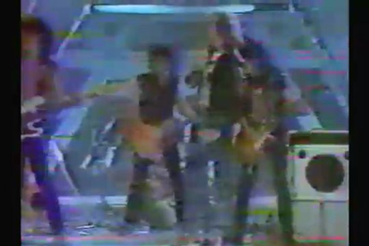 Sarbacane et bazooka ! Quand Francis Cabrel chantait avec Trust et que Bernie le poussait à donner le meilleur de lui-même.