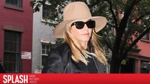 Jennifer Aniston Watches Repeats of Friends