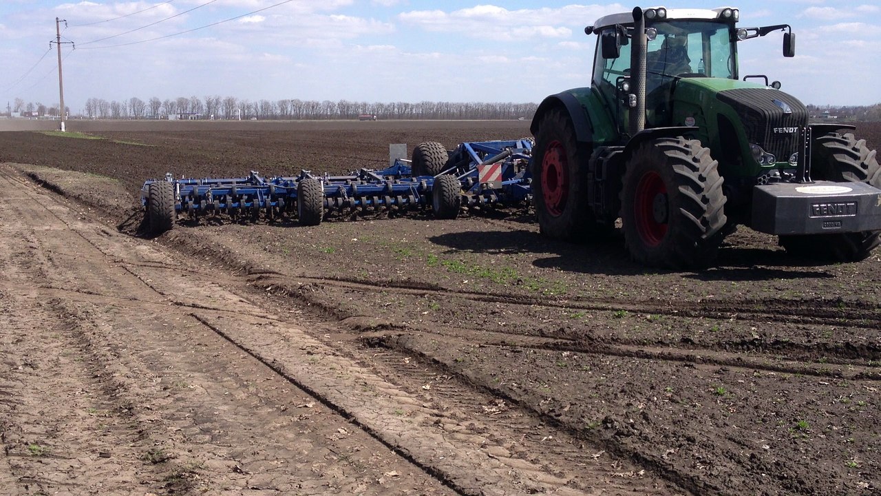 Kockerling Allrounder cultivator before seeding