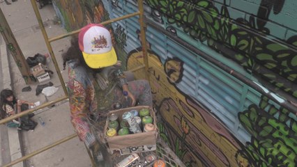 Los mejores grafiteros del mundo salpican de arte a Bogotá en "Ciudad Mural"