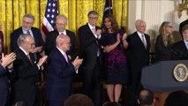 Personalidades recebem Medalha da Liberdade na Casa Branca