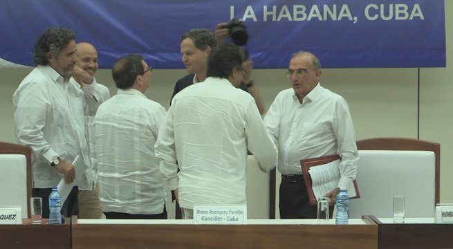 Firma de acuerdo final entre Gobierno y FARC será el próximo jueves en Bogotá