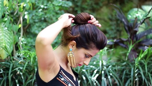 3 EASY Everyday Messy Bun Hairstyle for School, College 