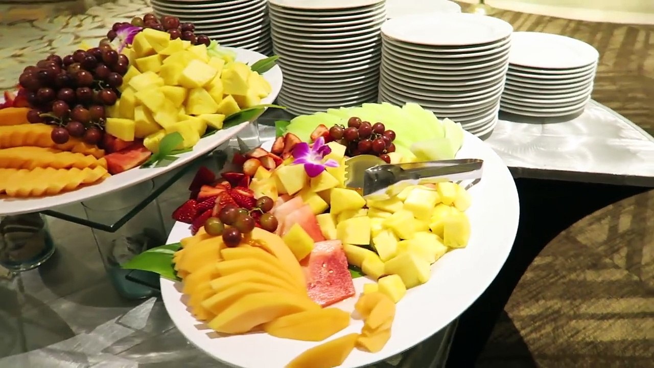 What I Ate in HAWAII + beautiful scenery and cute animals !(VEGAN & HEALTHY)