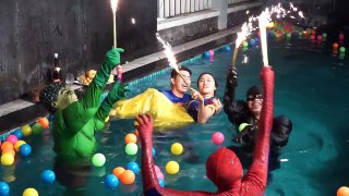 Spiderman Frozen Elsa Baby Prank Snow White Superman and Hulk Anna Love Story Superhero in real life - dailymotion