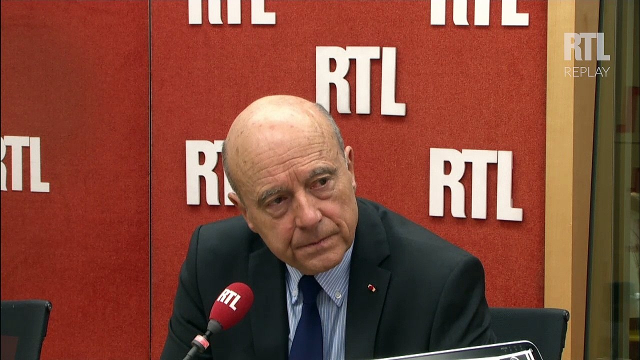 Affiches de prévention contre le Sida : "Il faut sensibiliser la population", estime Alain Juppé