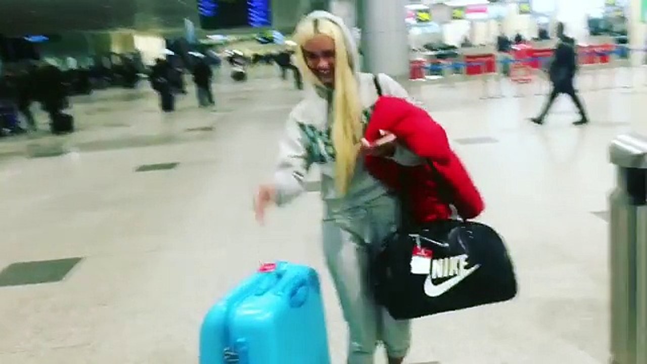 liza_kordobovskayaИтог такой) меня перехватили в Москве