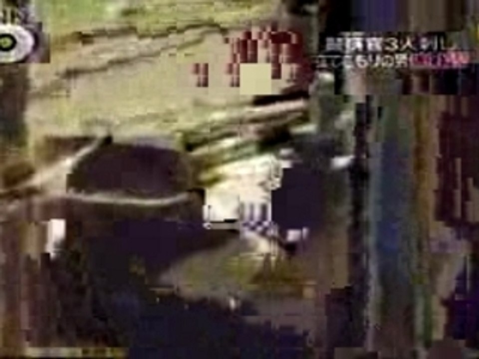 警察にフルボッコ