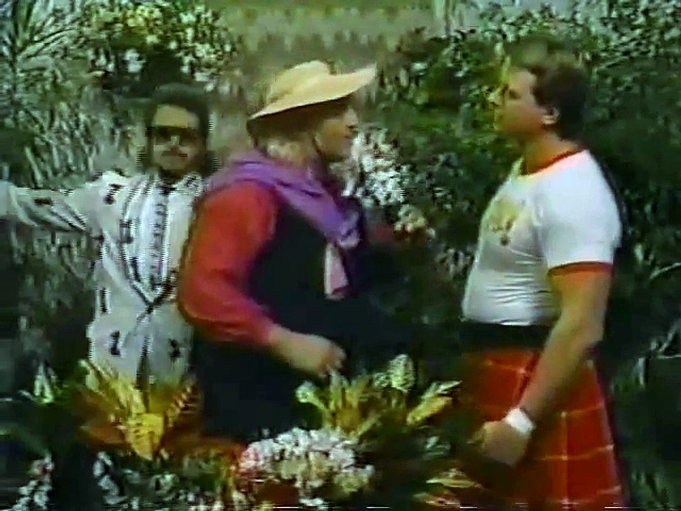 Flower Shop with Roddy Piper   Championship Wrestling Aug 16th, 1986