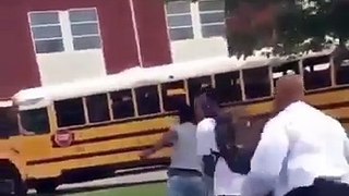 Teacher Breaks Up a Fight Like a Boss