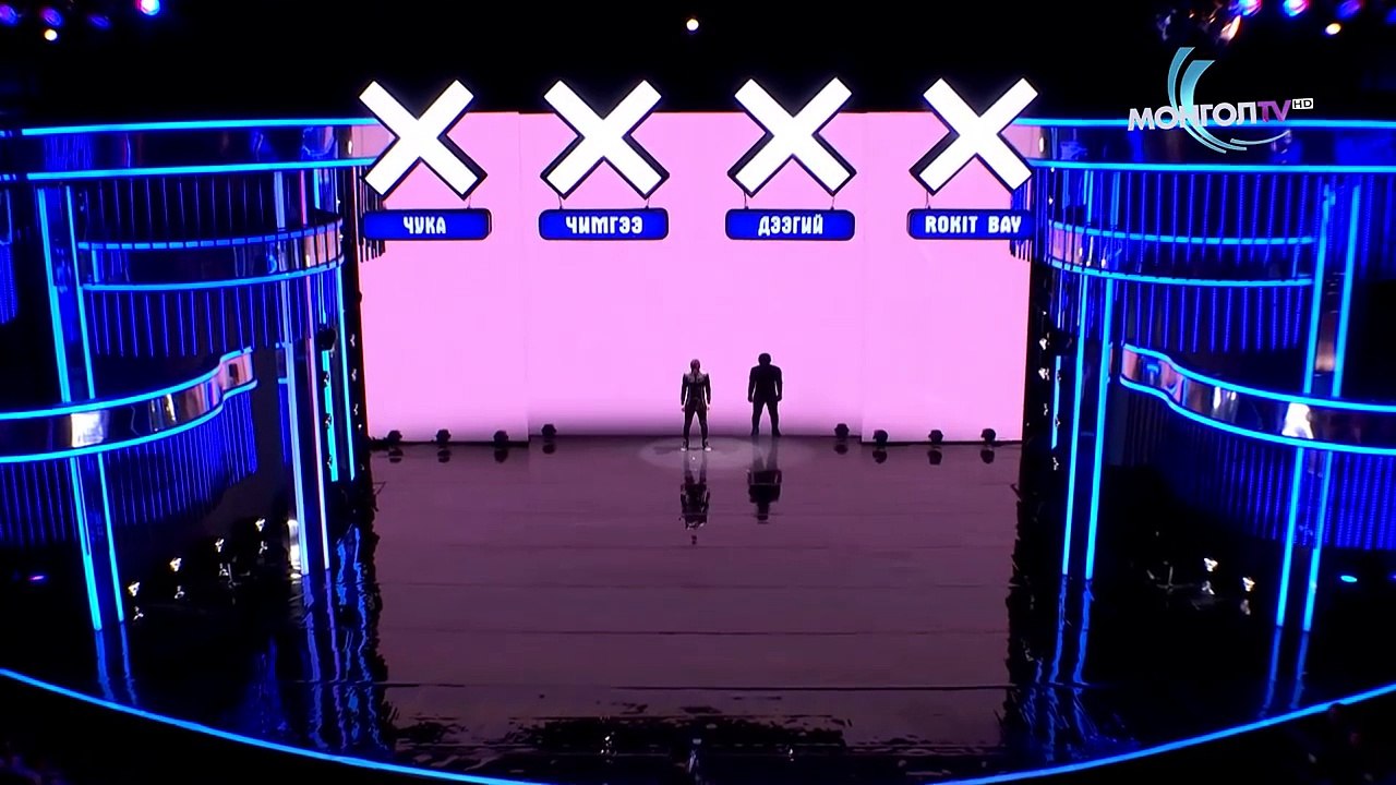 La prestation qui mélange arts numériques et danse