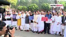 Demonetisation- Over 200 MPs from 12 Parties Protest Against Currency Ban Outside Parliament