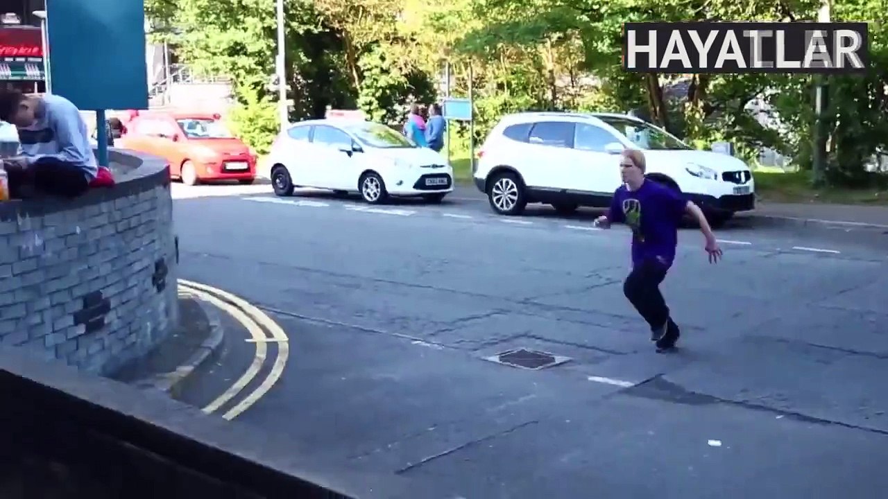 çok komik kazalar izleyin