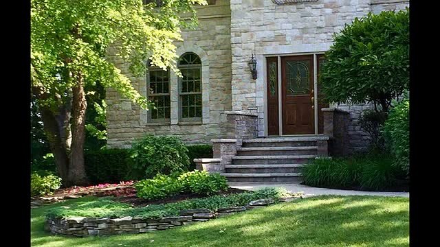 Commercial Landscape Service Lowell IN, Garden Landscaper Lowell IN, Patio Stones Lowell IN - creativelandscapeservice.com