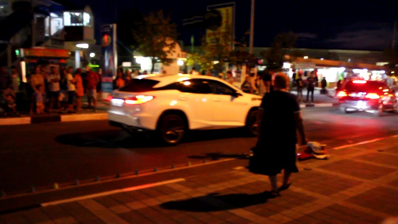 Диана Ли девушка роллер / Diana Li roller girl