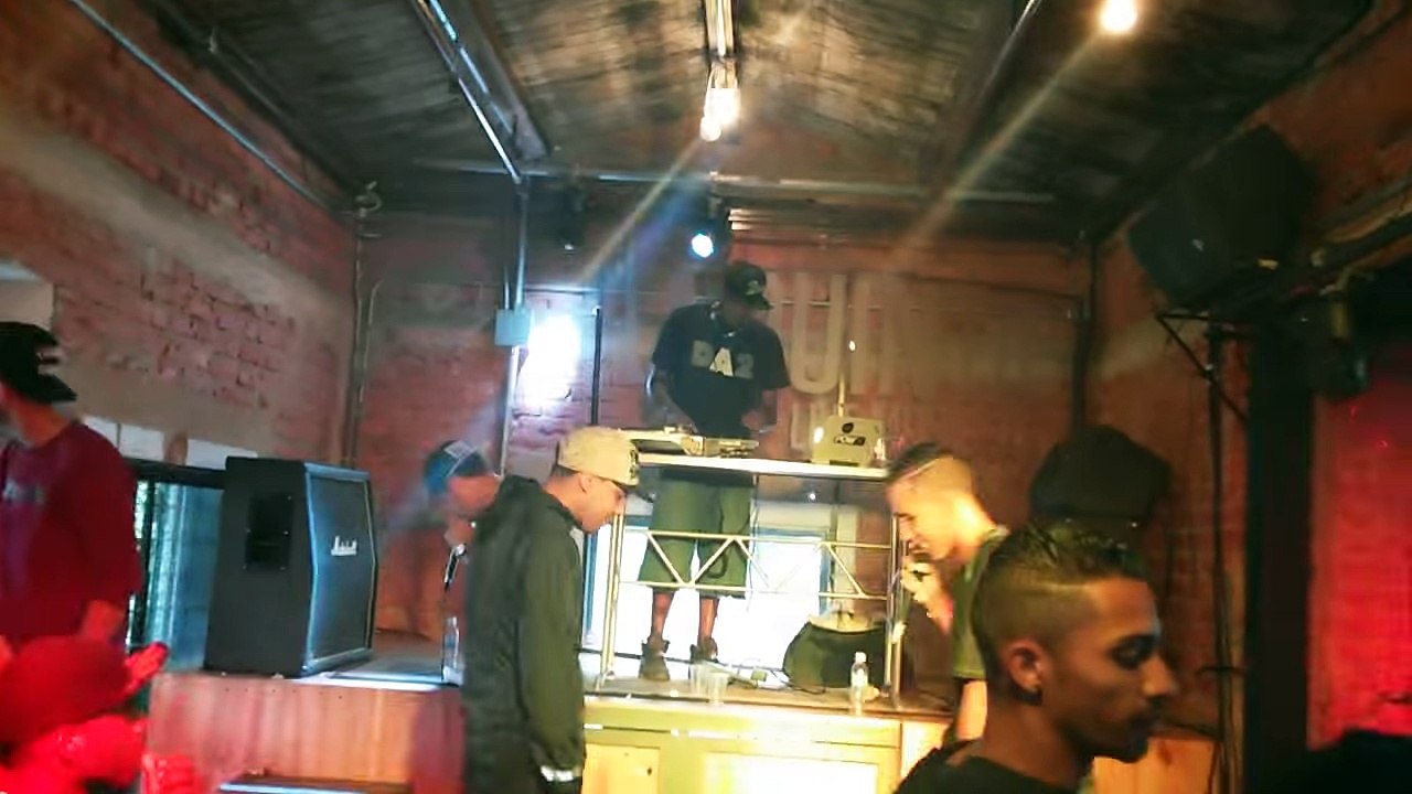 Indriago vs Pokemon (Octavos) Redbull Batalla de Gallos 2016