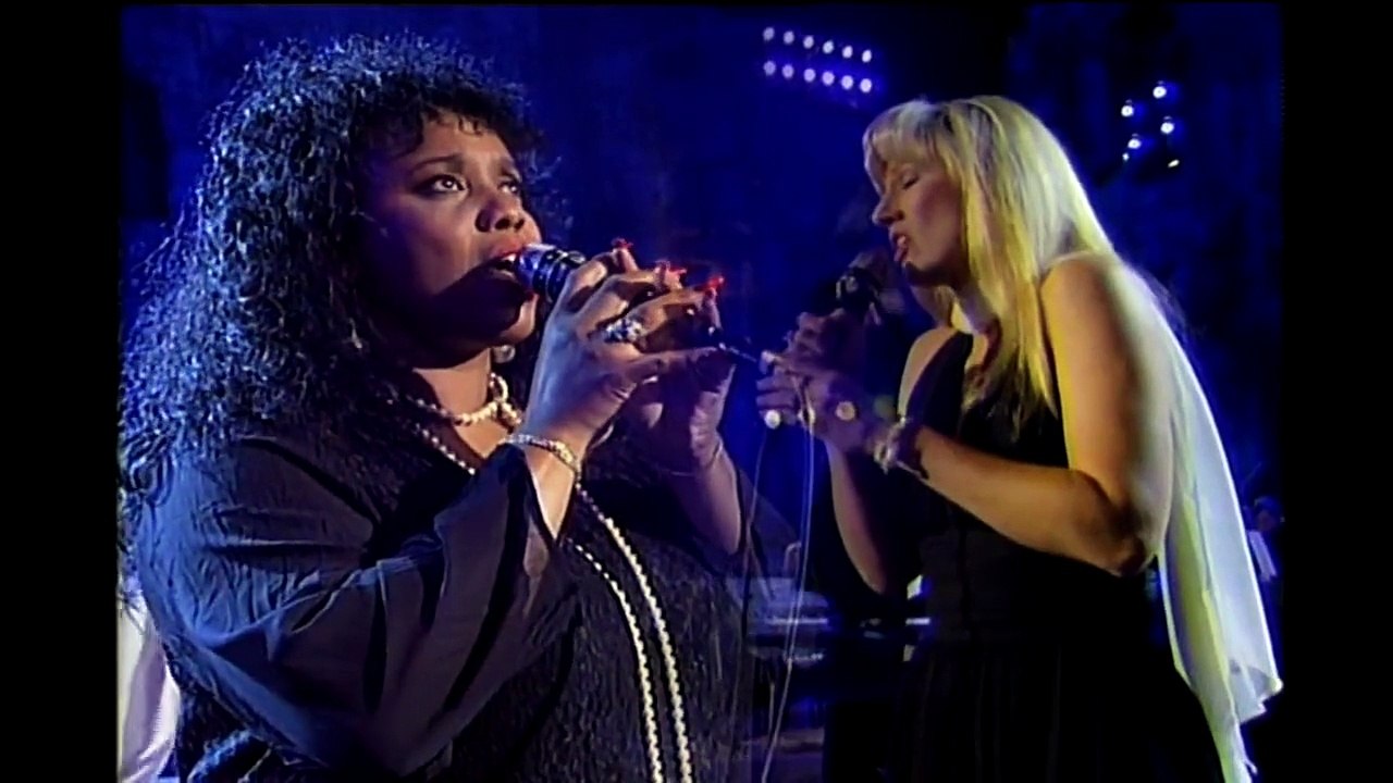 YANNI-ARIA-Show ao vivo na Acrópole de Atenas-GRÉCIA