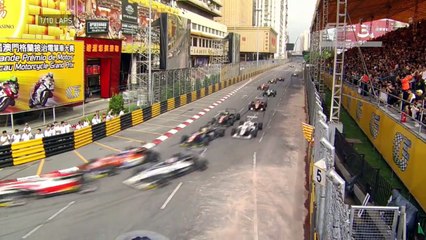 Le spectaculaire accident de Ye Hong Li Huge en Formule 3