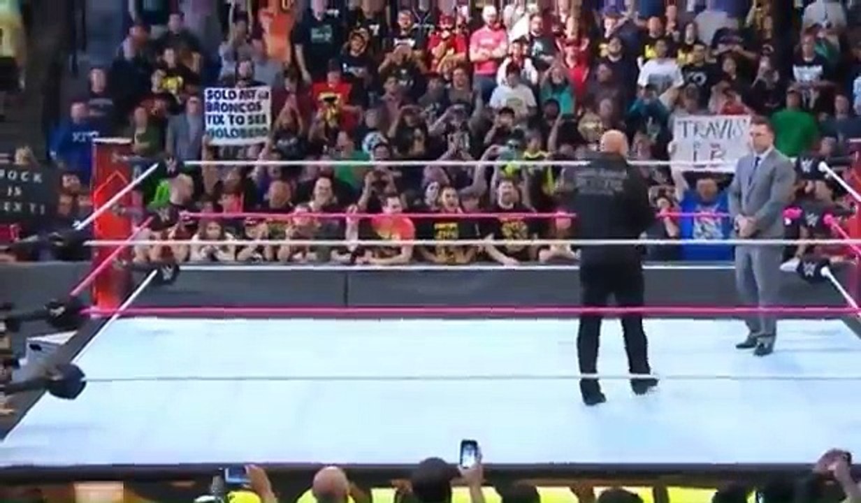 Wwe Raw 14/11/2016 Brock Lesnar vs Goldberg Face to Face signing the contract FullHD