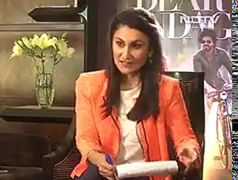 SRK & Alia Bhatt on interview with NDTV in Delhi | #DearZibdagi promotion
