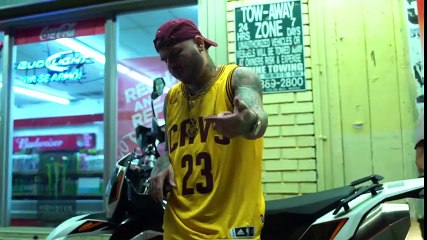 Farruko - Mas Dinero, Mas Problemas [Official Music Video]